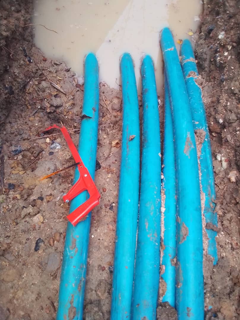 news_ghana's tweet photo. Electricity cable vandalized at Tema Industrial Area https://t.co/eB5XgzCQku #News #electricitycable #TemaIndustrialArea #Unscrupulouspersons https://t.co/hqwDcAl7ys