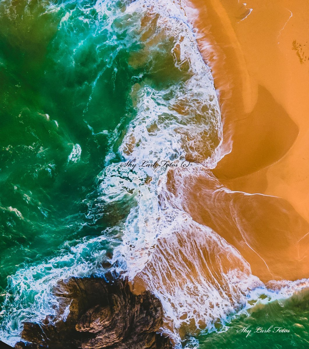 As we approach St Patrick's Day  it's only right to share this image from Murder hole beach in Donegal, I captured this one in Sept 2020 and shared it for the first time last year. 

#irishflag #murderholebeach #stpatricksday2023 #StPatricksDay