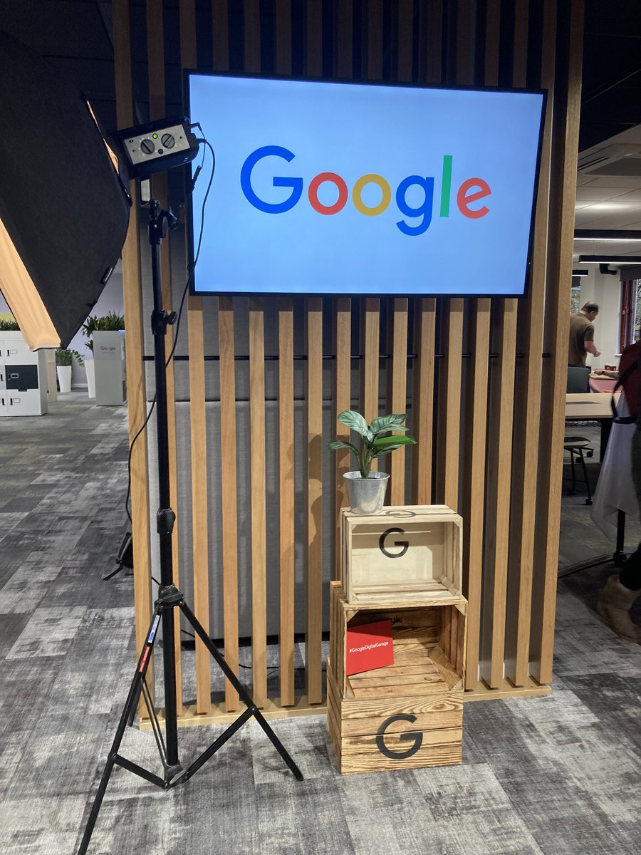 Having a great day so far at the @GoogleUK Digital Garage session at @cyberconfidence! #GoogleDigitalGarage