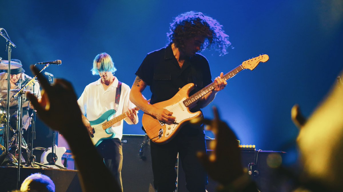 paramore_tour's tweet photo. #ParamoreRJ
📸 @mandiesousa https://t.co/1n3k2olYIV