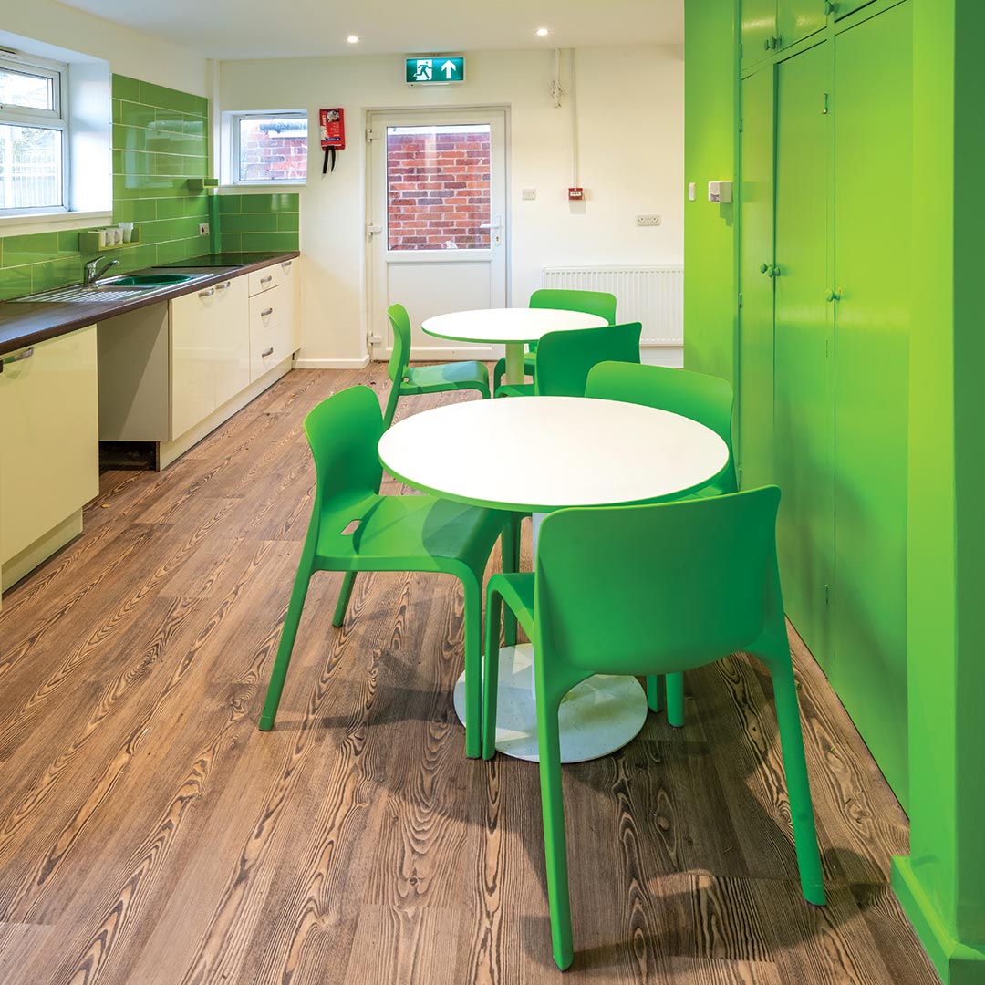 Creating a Talk Zone shows you’re serious about supporting your students’ mental wellbeing. Learn more.
bit.ly/3K6QtoC 
#6KeyLearningZones #EffectiveLearningSpaces