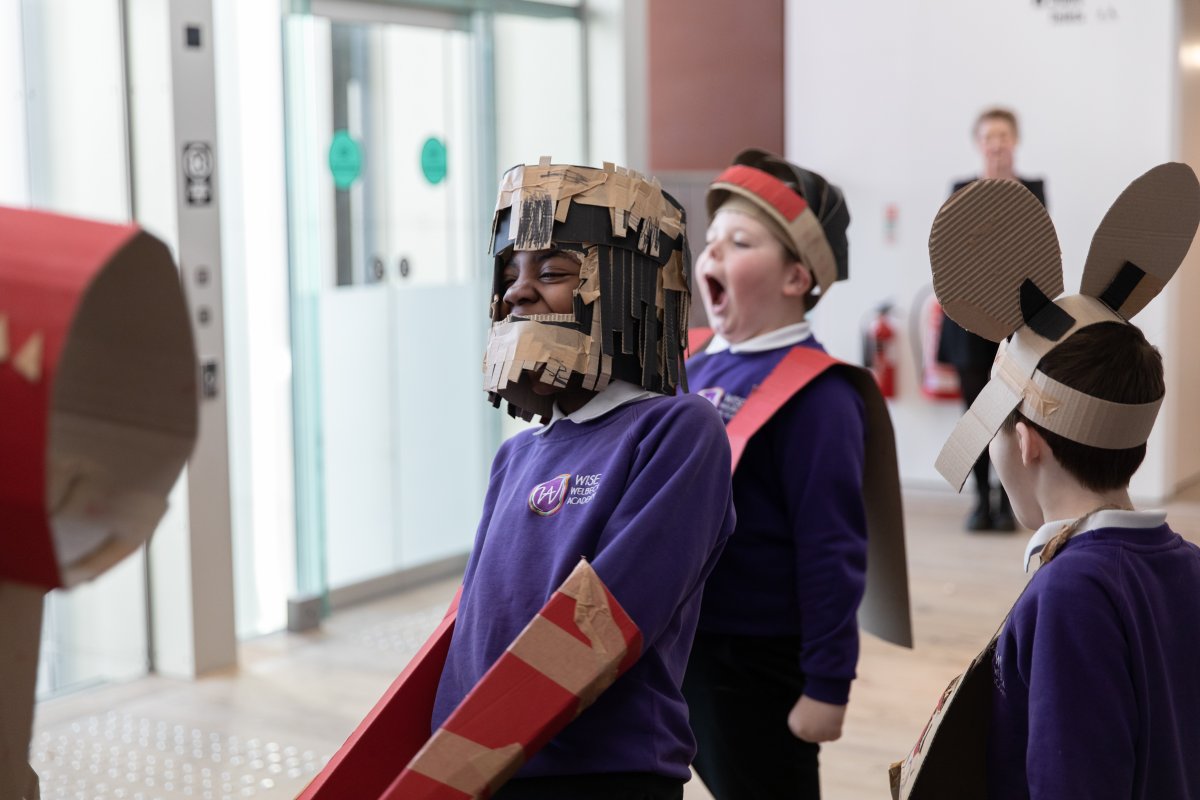 LittleInventors's tweet photo. The creatures are coming...
During our #Mythmachine workshops at @balticgateshead, we unleashed a host of beasts and beings of all shapes and sizes. Primary school children from the North East constructed their own unique creature and awakened it with performance.
@sahejrahal https://t.co/usQ9K5NHbN