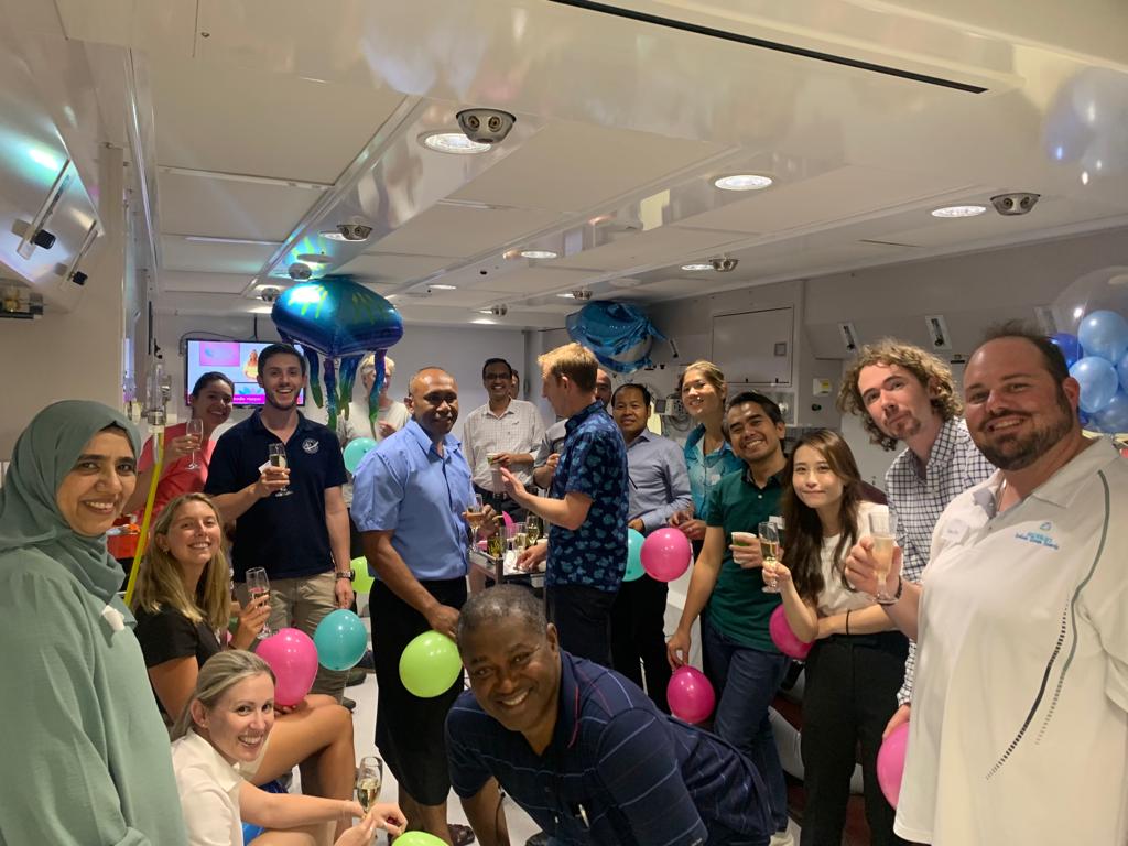 After two weeks of high pressure, all done with the Fiona Stanley Hyperbaric and Diving Medicine course! Wonderful meeting everyone, seeing old friends and colleagues. Plus thanks to SPUMS faculty for making it a highly informative and fun course.