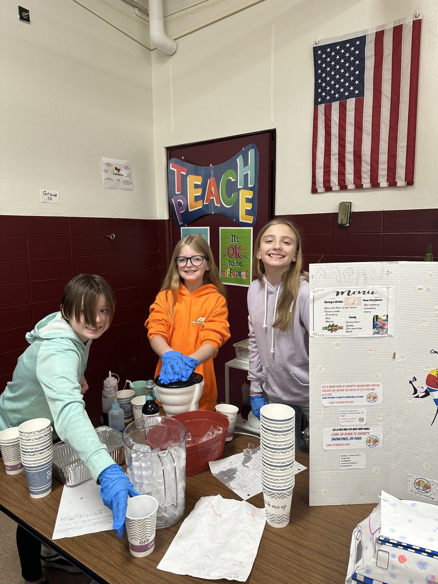 RMS_RossRams's tweet photo. PBL has outdone themselves this time on their food trucks! Real food, t-shirts, commercials, business cards!!! Wow! Great job to @SarahBosse7 and kids! #BeRAMS https://t.co/Ks3QjuWztY