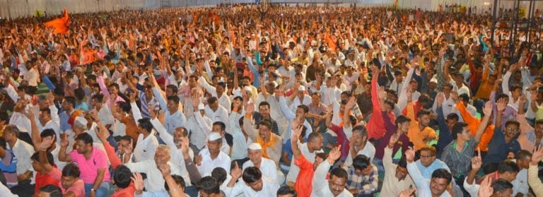 VinayakMithare's tweet photo. SDPI ( Social Democratic Party of India ) can influence the political parties or political leaders but not the one who has the privilege for making a #HinduRashtra. Let's unite and fight for the Hindu Rashtra ✊🏻 
#Ban_Communal_SDPI 
@HinduJagrutiOrg https://t.co/9hgCKXwl5Y