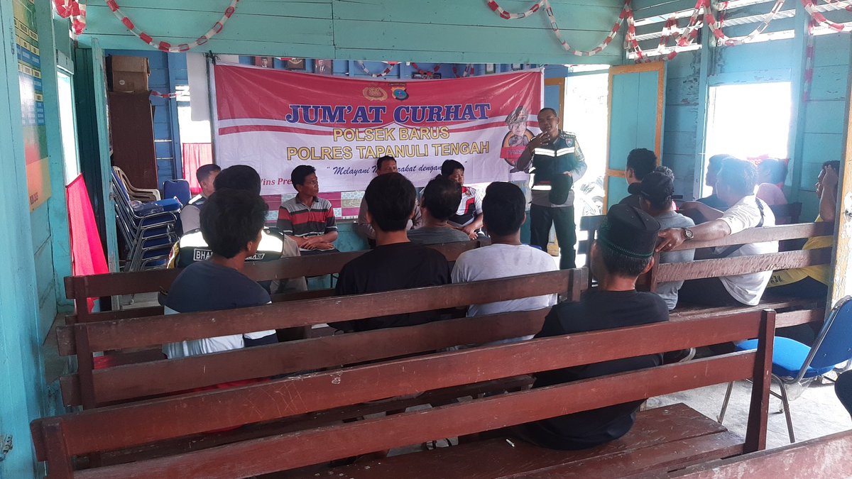 hendras13657932's tweet photo. Personil Polsek Barus Melaksanakan Kegiatan Jum'at Curhat di Desa Sigambo-gambo Kec. Barus Kab. Tapanuli Tengah.
#PolriPresisi
#PolriKeren https://t.co/itZvYhacKx