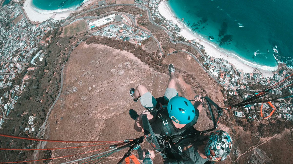 deetzblom's tweet photo. Soaring with eagles 🦅

Skydiving license on hold, but I may have found something a little more wholesome 🪂

@square1paragliding 

#paragliding #paraglider #mountain #lionshead #tablemountain #ocean #beach https://t.co/XxbuvuB1z0