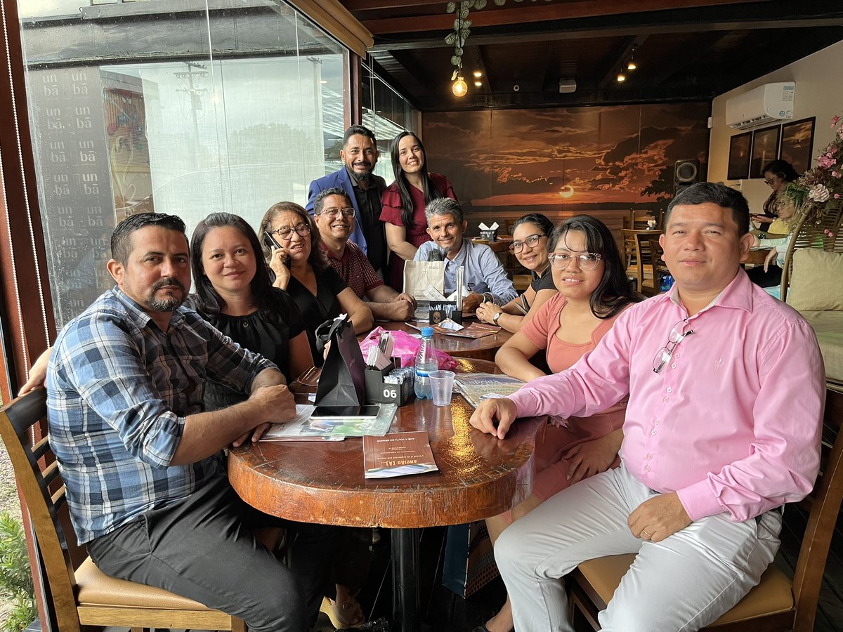 wallacermachado's tweet photo. Encontro Distrital com o Ancionato Parte 2.

E tivemos a grande honra de receber a presença do nosso Presidente da Associação Central Amazonas, Pr. Nelson Suci e sua esposa Vera Suci.

Um ancionato forte, a Igreja avança!

#aceam 
#unob
#DistritoCompensa3 https://t.co/D7s6UX1crY