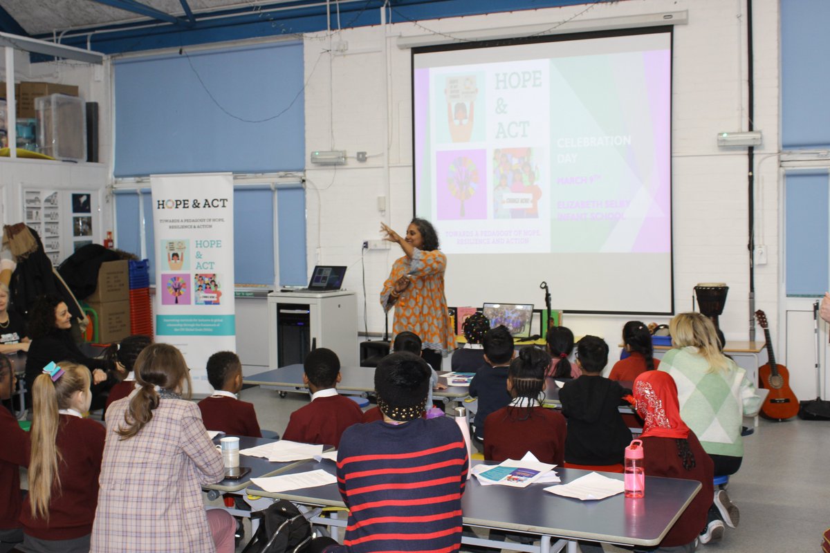 ElizabethSelbySchool tweet media