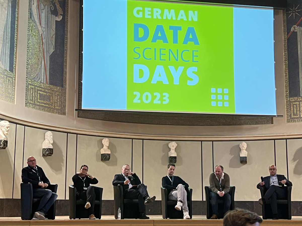 “Big Data Economics for Evidence-Based Policy Advice”: At <a href="/LMU_Muenchen/">Universität München</a>’s German Data Science Days Oliver Falck presents several of <a href="/ifo_Institut/">ifo Institut</a> ‘s current big data projects combining excellent research and impactful policy advice. 

#GDSD #LMU #Munich #DataScience