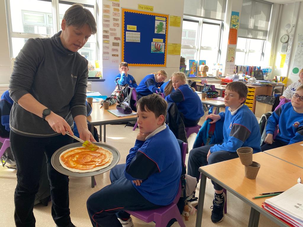 Our classes have enjoyed the <a href="/FoodDudes/">Food Dudes</a> programmes this week. 5th class used the opportunity to discuss food waste. They enjoyed preparing, cooking &amp; eating pizza &amp; ensured there was no waste! <a href="/AgriAware/">Agri Aware</a> <a href="/TheGlobalGoals/">The Global Goals</a>