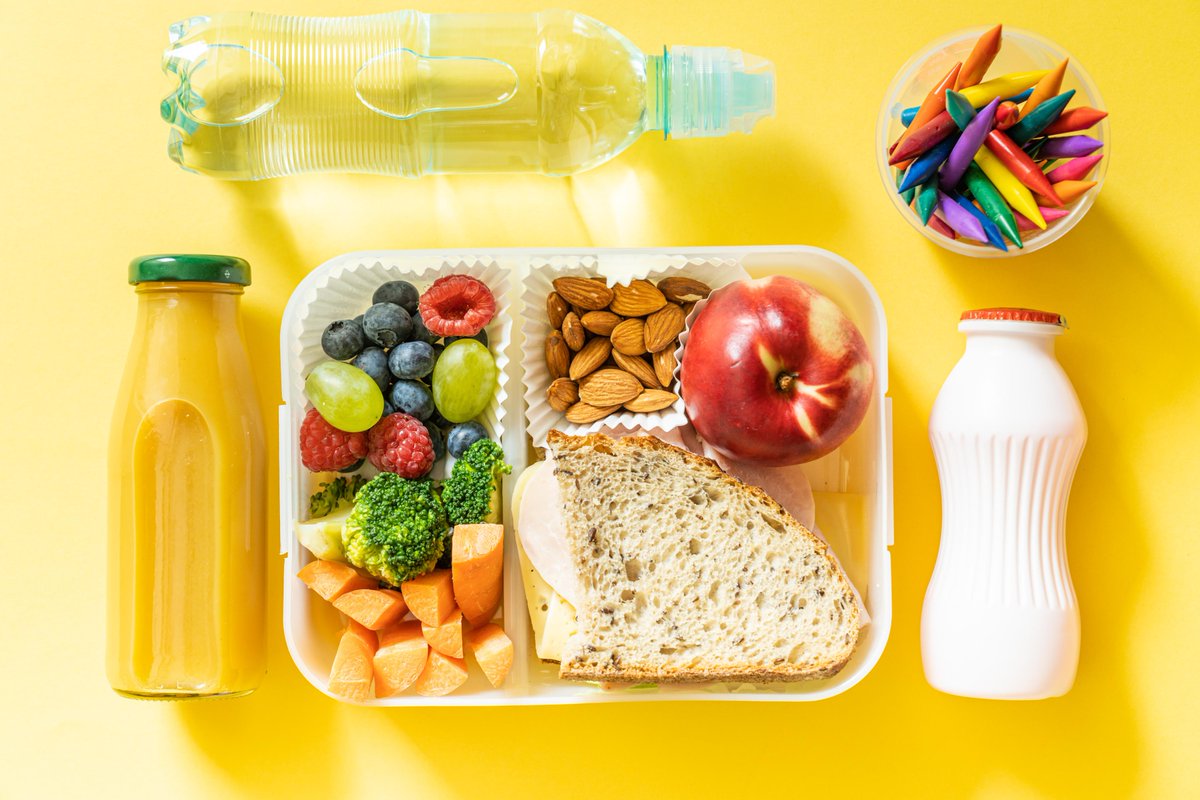 🍱💼 Happy National Pack Your Lunch Day! For an added boost to your lunchtime routine, consider taking EpiCor postbiotic. EpiCor promotes gut health and supports the immune system. So, pack your lunch with love and don't forget the EpiCor! 🌿🥗🍓🍎