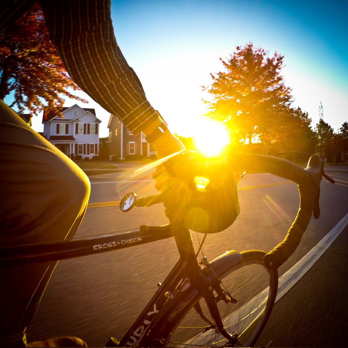 james_c_thomas's tweet image. A few shots from my #bikecommute... hands down the best way to start, and end, the work day.
