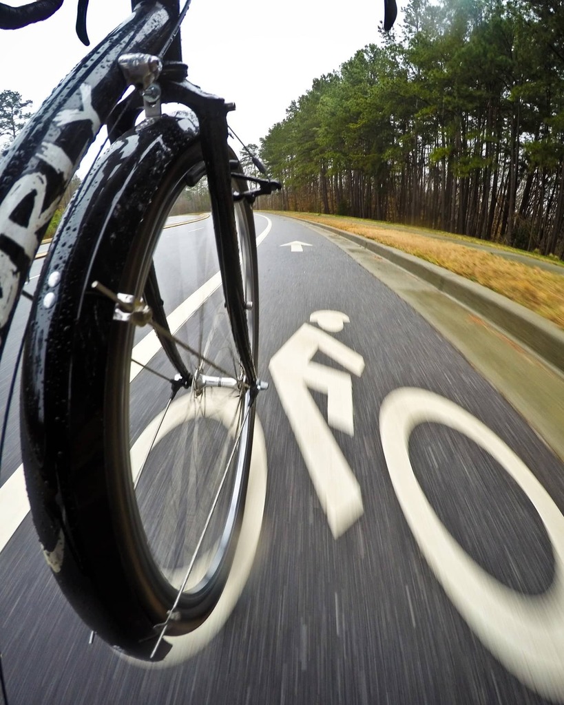 james_c_thomas's tweet image. A few shots from my #bikecommute... hands down the best way to start, and end, the work day.