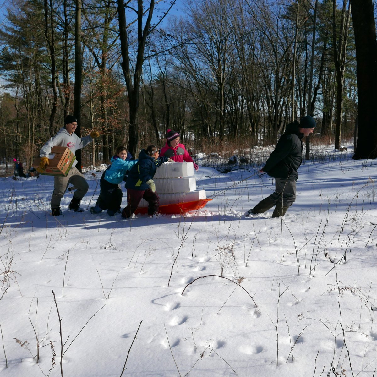 TheBruderhof's tweet photo. Maple sapping is more than just a school project, itโs a tradition. ๐ฅ The students distribute the final product to family and friends #maplesapping #syrupseason #naturesweetness #schoolproject #maplelove https://t.co/OgE6UCJFQz