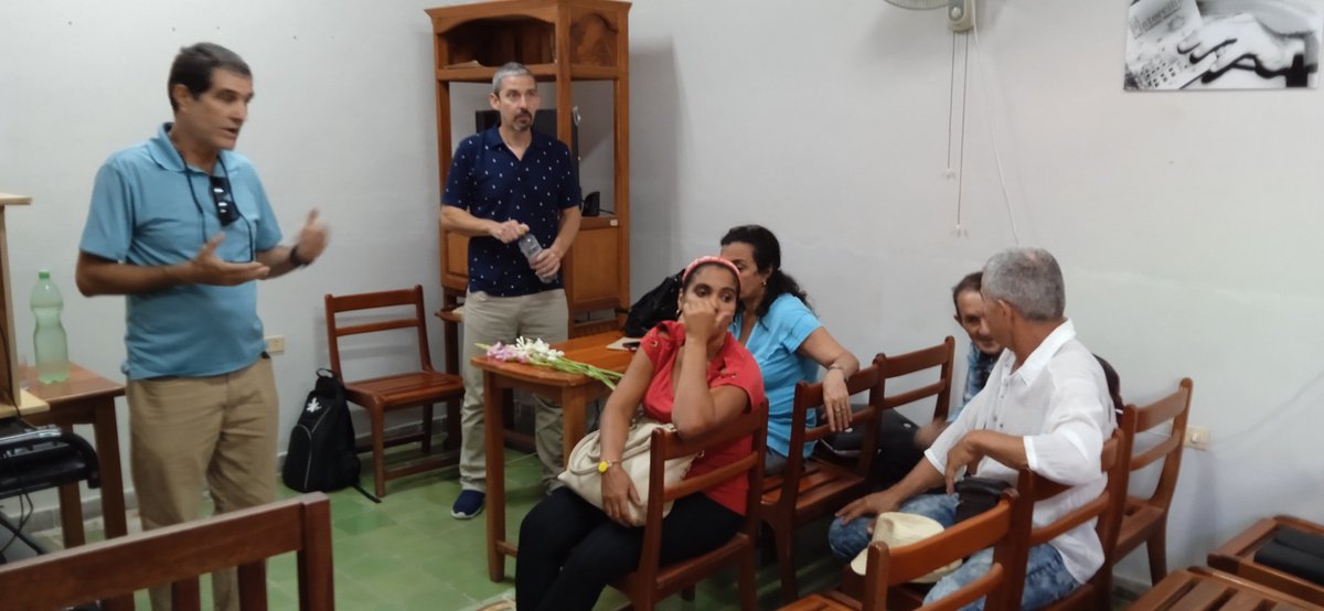 HolguinCpsc's tweet photo. Conferencia en el #CentroSuperación_Cultura sobre nuevas leyes del Derechos de Autor, por parte de especialistas de la #acdam nacional.

#derechosdeautor #YoVotoXTodos https://t.co/Bv8FvK0PLd