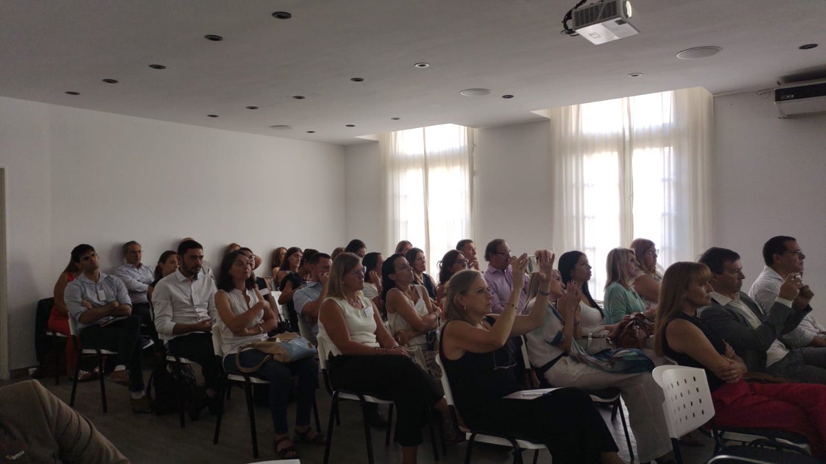 AAAEIC_'s tweet photo. Auditorio de AAAeIC lleno en nuestro 4° Forum de Terapias Biológicas y Medicina de Precisión https://t.co/E91tObeRWJ