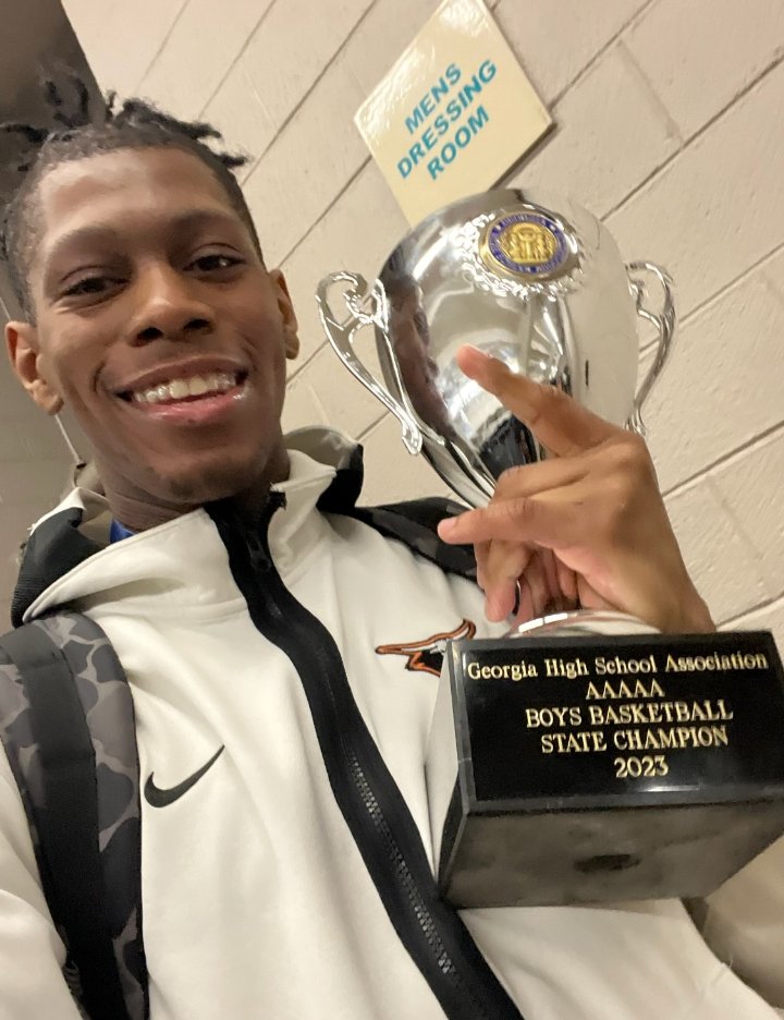 Big CONGRATULATIONS to <a href="/pvjgotgame/">Parrish Johnson Jr</a> &amp; his teammates <a href="/kell_hoops/">Kell Boys Basketball</a>. PJ helped his team hoist a State Title 🏆. We're so proud of you! We can't wait to have the WINNER &amp; LEADER that you are w/ us this travel season on the Under Armour <a href="/RiseCircuit/">UA Rise Circuit</a>.
#YourGameOurJourney 
#GameRecognized