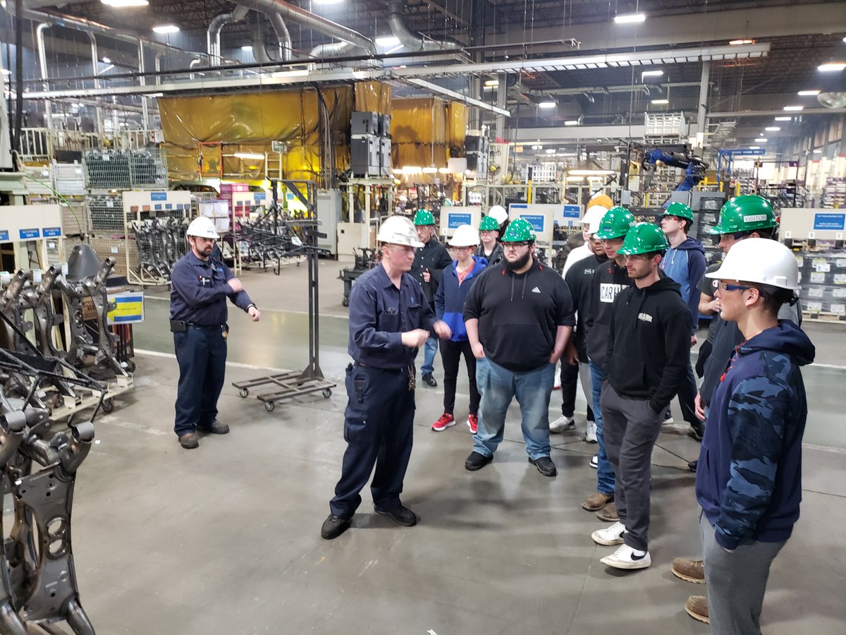 A31CareerCenter's tweet photo. Digital Integrated Manufacturing students recently toured the TOA facility in Mooresville, IN.  TOA operates a host of automated processes within a 1 million sq. ft. facility and produces body structure and suspension components for companies such as Subaru and Toyota. https://t.co/zD6KERAfBZ