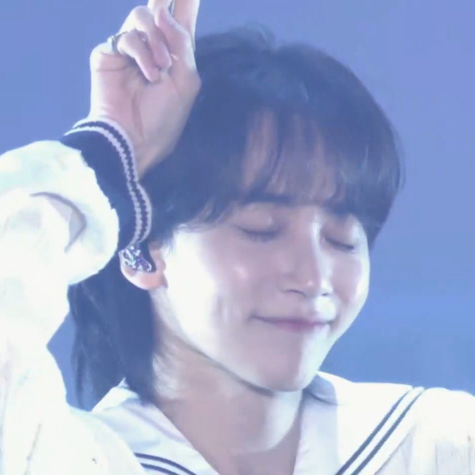 hyukjoy49's tweet photo. My jeonghan looking more pretty than me https://t.co/gr5zUy6T41