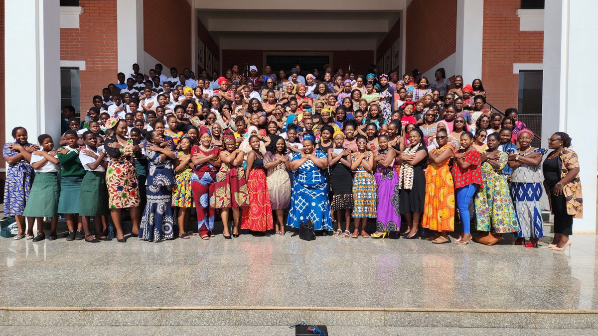We were honoured to be invited to celebrate International  Women’s Day at Malawi University of Science and Technology (MUST) in a colourful event. Limbe Illovo female staff joined MUST female students and staff, and girls from Matapwata Secondary School for this special occasion.