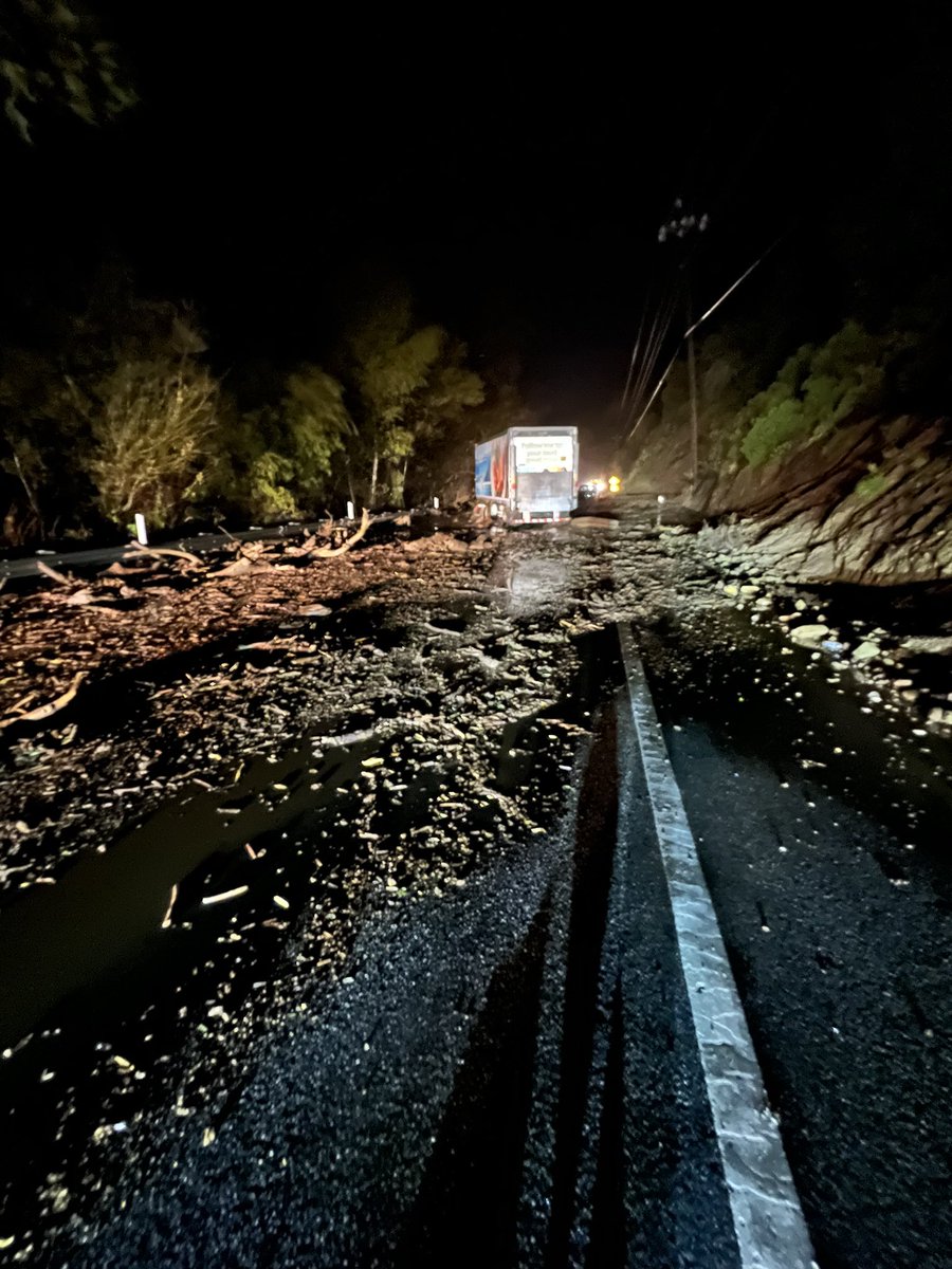 CaltransD5's tweet photo. Full closure of State Route 129 (eastbound/westbound) from Murphy Crossing Road to Rogge Lane due to mud/dirt/rock. #SR129 https://t.co/hrNlVWpseY