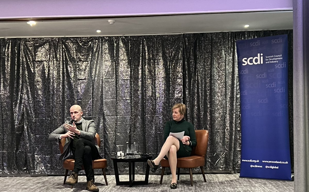 renewableclaire's tweet photo. Excellent Q&amp;A with @StephenFlynnSNP and @SCDIsara and a super sparkly curtain to boot. Great to hear that acceleration of renewable energy projects is key, more to do to keep the Grid Challenge front of mind. https://t.co/mx9LrHNpZK