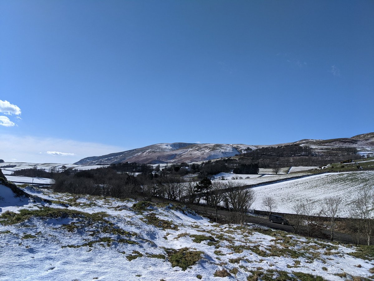 hazel_mount's tweet photo. Gorgeous sunny day here @hazel_mount in the snow 😍 #nofilter
@LakesCumbria @ShowcaseCumbria
@CumbriaWeather @WestTourism
@CumbriaCrack @cumbriapictures https://t.co/4dmcLa0n0q