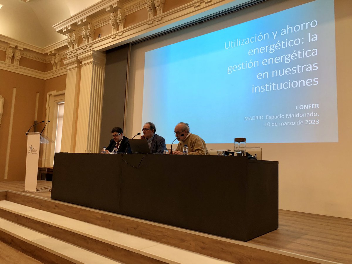 Participamos en la Jornada de Administradores de Confer, ahora con Basilio Álvarez, claretiano, analizando un tema de profunda actualidad: Utilización y ahorro energético en nuestras instituciones <a href="/MediosConfer/">CONFER</a> <a href="/ecatolicas/">Escuelas Católicas</a>