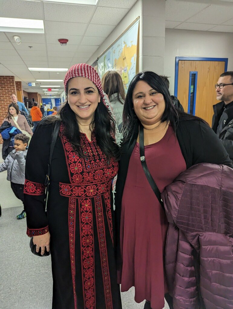 Janine Flauter 📝🍎⚡🌈☮🌌 (she/her) tweet media