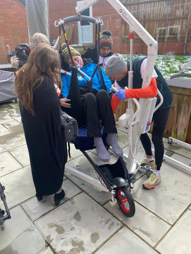 chrissiesmiles's tweet image. So phenomenal to spend the day practicing with @TriSam81 &amp;amp; the team in preparation for our #OneLastMarathon at @LondonMarathon. Together we CAN find a cure for the horrific disease that is #MND. Please donate if you can justgiving.com/fundraising/on… #marathon #running @StandAgainstMND