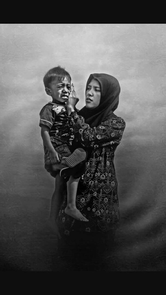 Rohati84177440's tweet photo. Jangan takut bila benar mu disalahkan
Tapi takut lah bila salah mu dibenarkan 

#CelahAwan https://t.co/L7Wq0bfSAb
