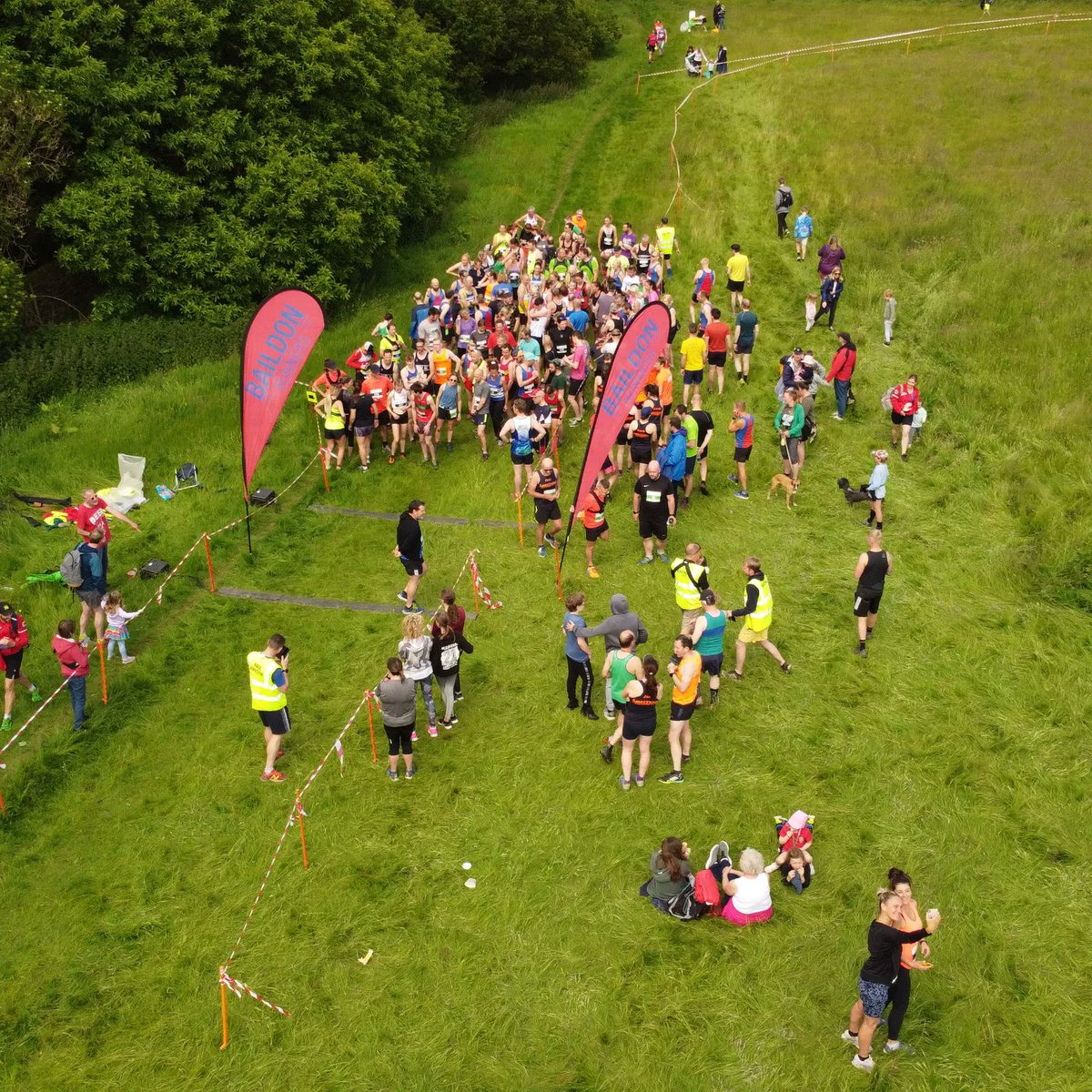 So far we have 45 runners enterd 

2 duo teams 
7 5k runners
And 34 10k runners 

Lots of spaces available folks so come support up the odda and get yourself on the starting list 

racebest.com/races/ukakw
