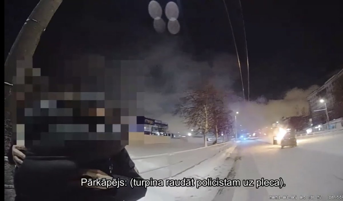 doilze's tweet photo. ES, JA MANI KĀDREIZ APSTĀDINĀS POLICIJA https://t.co/0SOq6gljYC