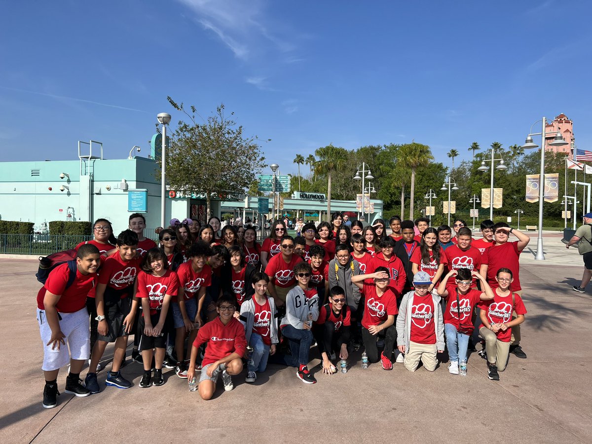 Team 6 Howard D. McMillan tweet media