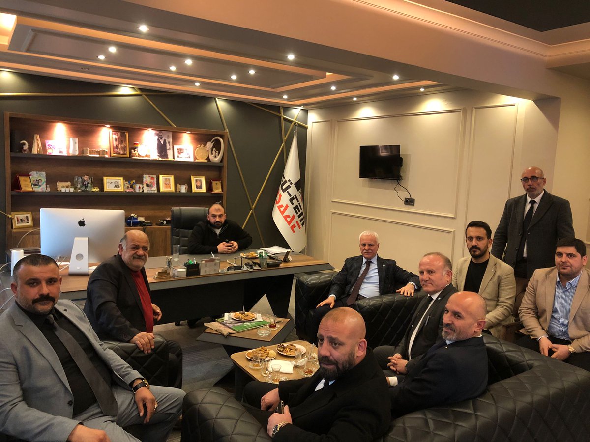 korayaydintr's tweet photo. İYİ Parti Mamak ilçe başkanımız @SmmmUmitYildirm Bey ve arkadaşlarımızla,
bir süre önce vefat eden iş insanı Orhan Ünlü Bey için,
Ünlü İnşaat firmasına taziye ziyaretinde  bulunduk.
Merhuma Allah’tan rahmet ailesine başsağlığı ve sabırlar diledik.
Ruhu şad,
mekânı Cennet olsun.🇹🇷 https://t.co/aJtRsZHMrR
