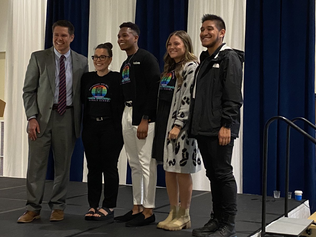 jasonsfulmer's tweet photo. Congratulations @LMMSRocks @AikenPublicSch on your selection as the @SCASCD SC ASCD Whole Child School Award winner for 2023! #loveSCschools #BeInspired https://t.co/zmtUP6jlIF