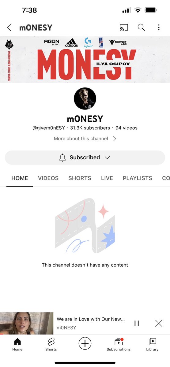 CaryMac's tweet photo. @TeamYouTube this account belongs to @Mekenzein It’s been stolen by whoever MONESY is. Please help. https://t.co/wfplRvLAKq