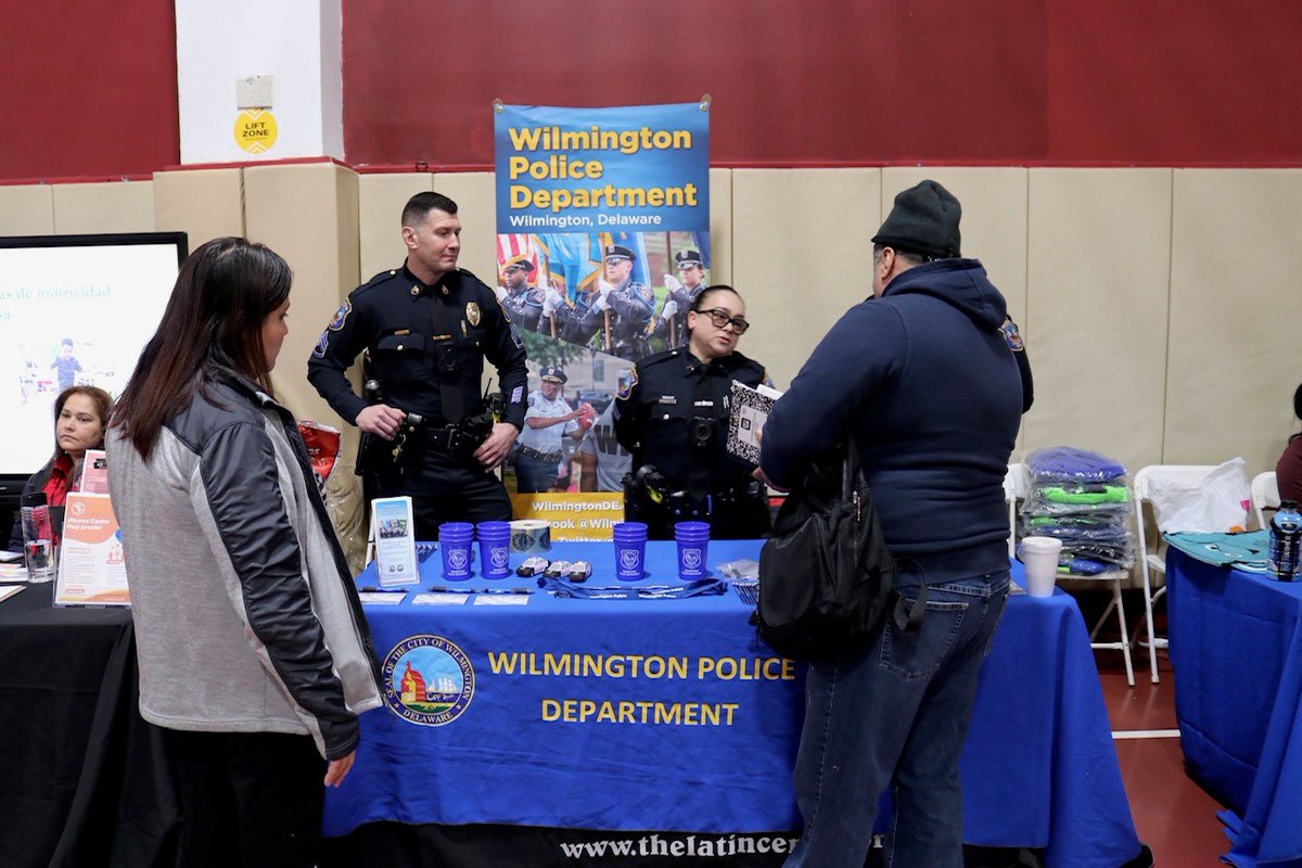 Last month, members of the Wilmington Police Department's Recruitment Team participated in a Mobile Consulate event hosted by the Mexican Consulate of Philadelphia and held at the Latin American Community Center. 

Visit WilmingtonDE.gov/PoliceAcademy to apply to join WPD today!
