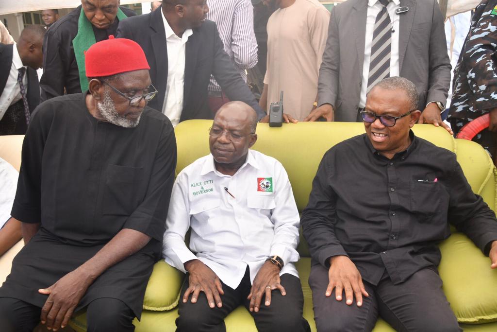 PeterObi's tweet photo. I just arrived in Enugu, to pay a condolence visit to the family of late Barr Oyibo Chukwu, the former senatorial candidate of Labour Party, for Enugu East Senatorial zone. I was accompanied by Barr Julius Abure, LP chairman, https://t.co/BInuoB6LeV