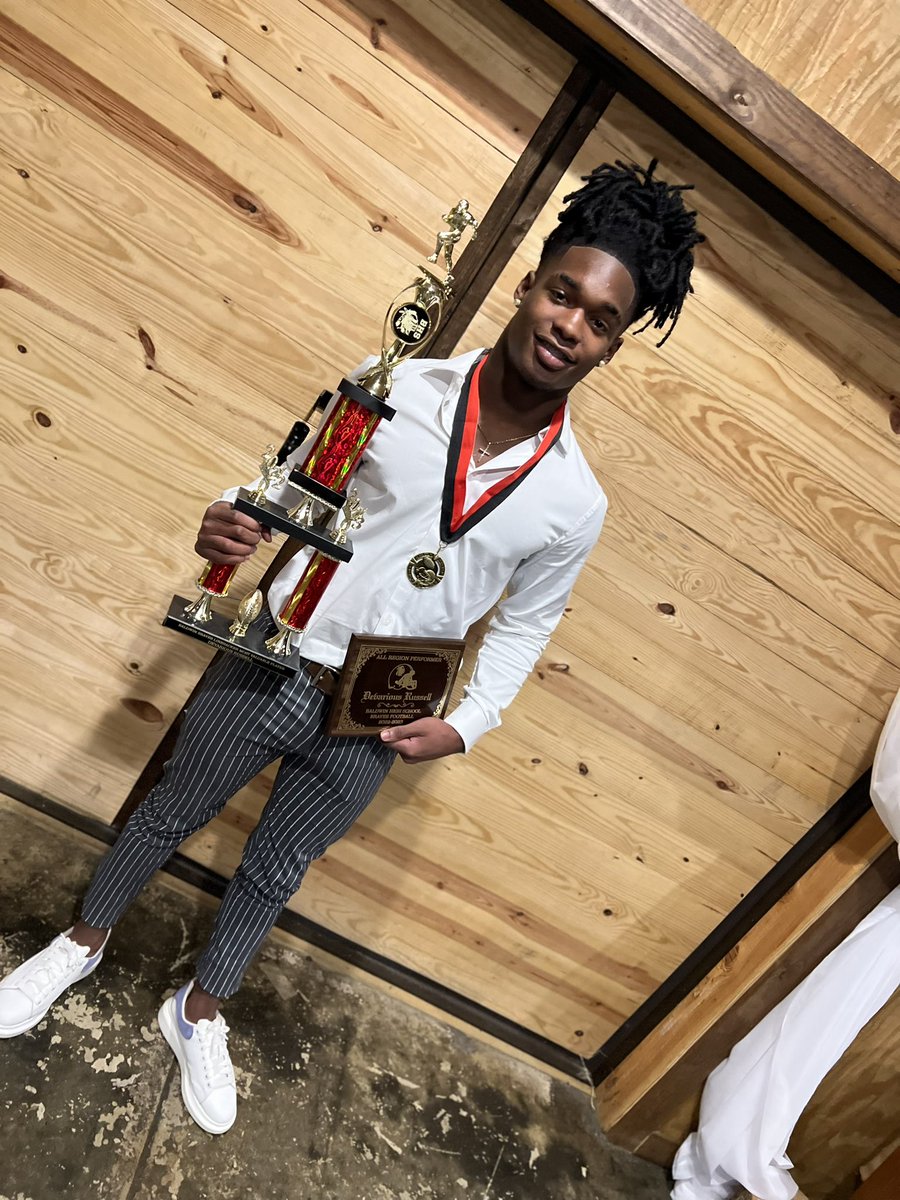 DevariousR's tweet image. Putting in hard work always pays off never forget!!
#All Region performer 
#MVP Linebacker 
#year3Loading ⏳
@BaldwinBravesFB @CoachAirCoryell @RobertCummings0