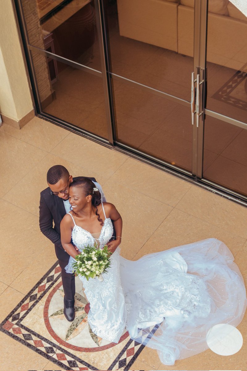 LOVE 😍

#📸photosbymatt
____
#wedding #weddinginspiration
#kigalicity
#rwandanwedding