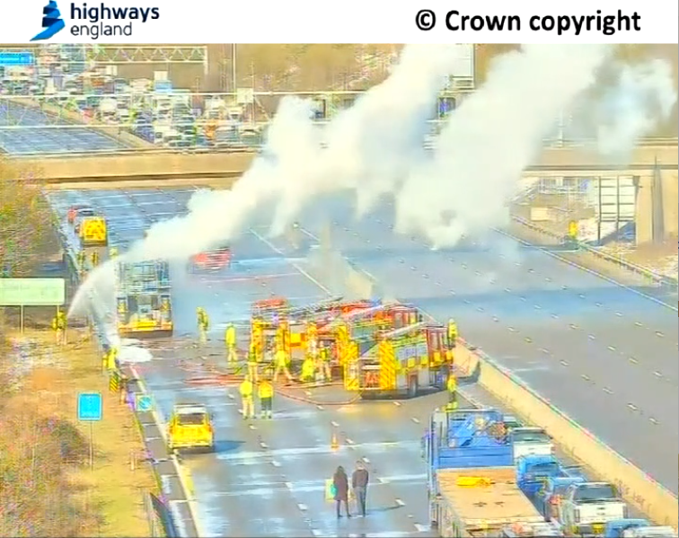 HighwaysYORKS's tweet photo. The #M1 remains CLOSED both ways between J30 (#Sheffield) &amp; J31 (#Worksop) due to a crane fire.

A complex operation is ongoing at scene, being led by the Fire Service.

We're expecting this incident to be ongoing throughout the day. Thanks for your patience if you're held up. https://t.co/HrneGOYIaV