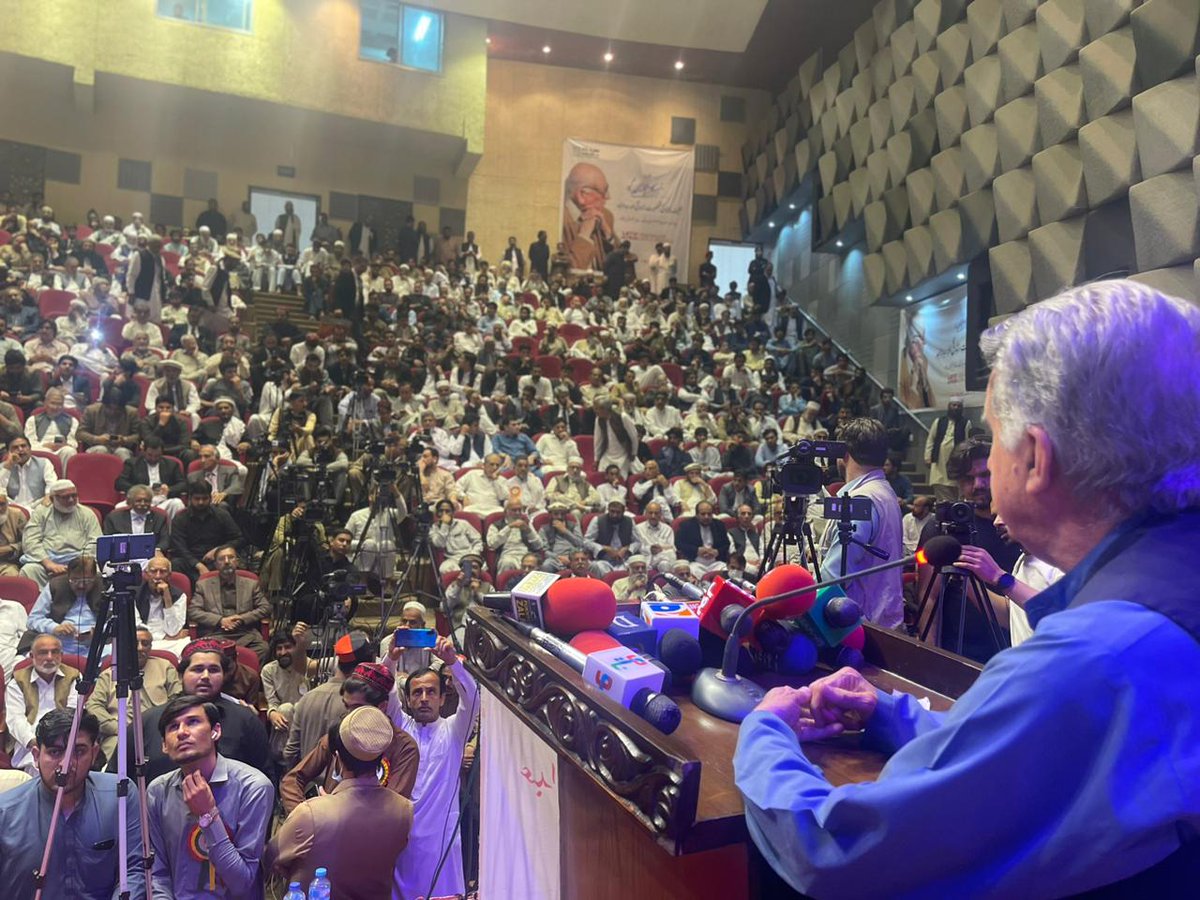 achakzai_javed's tweet photo. NDM organized a condolence reference in the memory of founder and central leader of NDM progressive leader Shaheed Abdul Latif Lala at Nishtar Hall #Pashawar, In wich @NDM_Official Chairmen @mjdawar @a_siab and others speakers paid glowing tributes to his diverse personality, https://t.co/AnSJgY7sSt