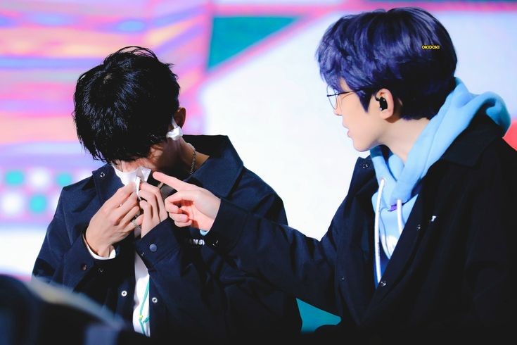 gyeomfactory's tweet photo. and I'm still stuck on this, caratland 2022 and 2023 thank you for always caring each other my beloved seokwoo
you both mean a lot to me,i love you so much 🥹♥️ #도겸 #원우 https://t.co/4YRFEF6yKF