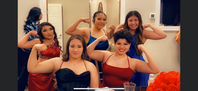 LadyMonterey's tweet photo. Beauty's at last night's banquet and Beast on the Mat
Plainsman Strong https://t.co/MXWV5lTUGk