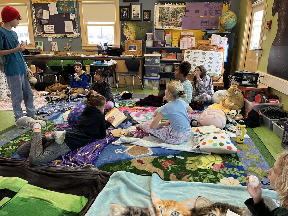 mkuensti's tweet photo. And we are off! A student brought onigiri 🍙 for a treat! Ss are settling in for a great day! @GrantAllStars @GrantMedia1 @jeandavis_third @team_lecomte @Miss_Larson_ @kendall_spraggs @MrsCSeek__Grant @MsKleinsorge https://t.co/HHq3AON8fb
