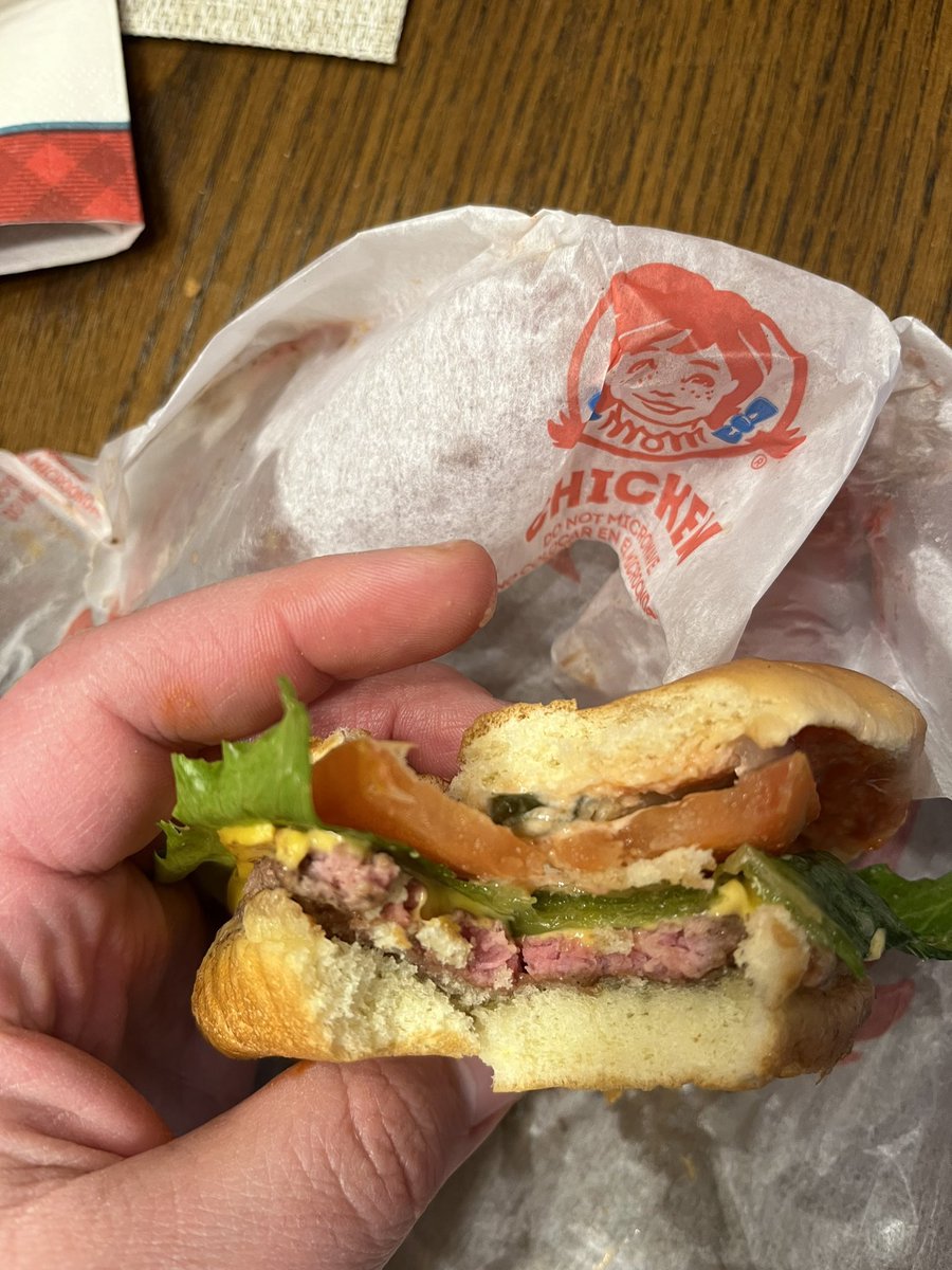 Coach_Marino's tweet photo. @Wendys @binbash https://t.co/2arYgOjVe5