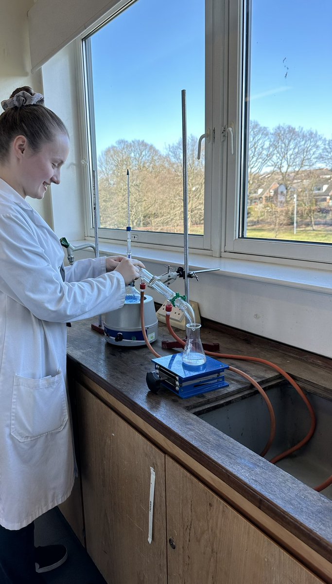 MHS_Sci's tweet photo. Today we are celebrating #TECHOGNITION to show our appreciation for Miss Long, Ms Parker and Mr Sweeney - our fantastic Science Technicians who make practical science at MHS possible. Thank you for all that you do!!🎉@TECHOGNITIONUK @MarpleHall https://t.co/f7hCqOZwq5