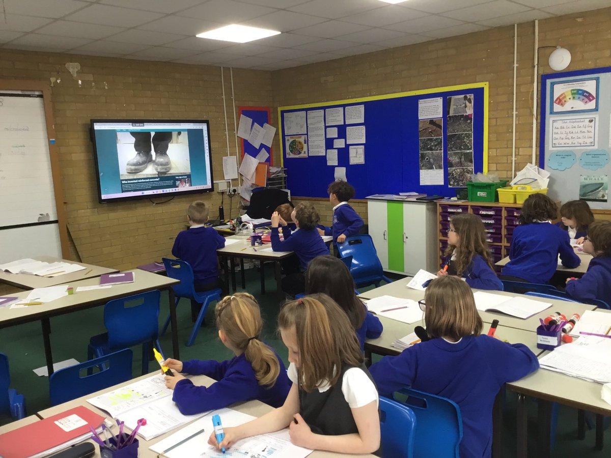 st_michaels_ham's tweet photo. We loved destruction testing modroc bridges today, as we learnt about reinforcing materials. #SMITHSTEM https://t.co/EwxQfGyg3e